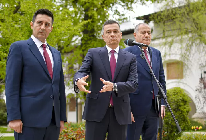 Textul moțiunii de cenzură PSD – AUR îmotriva Guvernului Bolojan, citit în plenul comun. Când urmează să fie dezbătută și votată