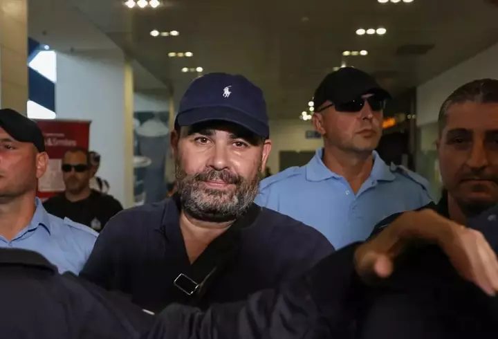 Cine o înlocuiește pe Geanina Ilieș la Antena Stars. La pupitrul știrilor mondene vine o prezentatoare cu 23 de ani de experiență