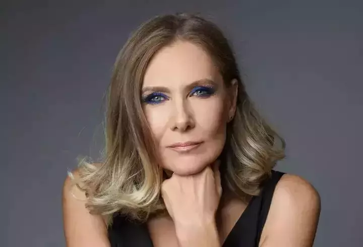 Analia Selis a spus adevăratul motiv pentru care s-a mutat în România, în urmă cu 23 de ani: "Adaptarea nu a fost grea, eram atât de îndrăgostită, încât totul era frumos și perfect"/ EXCLUSIV