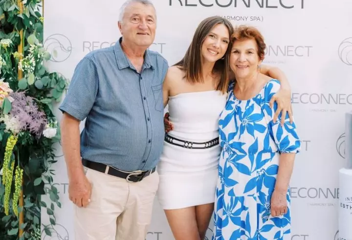 Ramona Gabor vorbește despre relația pe care o are cu sora ei, Monica, și cu soțul acesteia, Mr. Pink: "Am avut în spate familia care m-a susținut, inclusiv cumnatul meu"