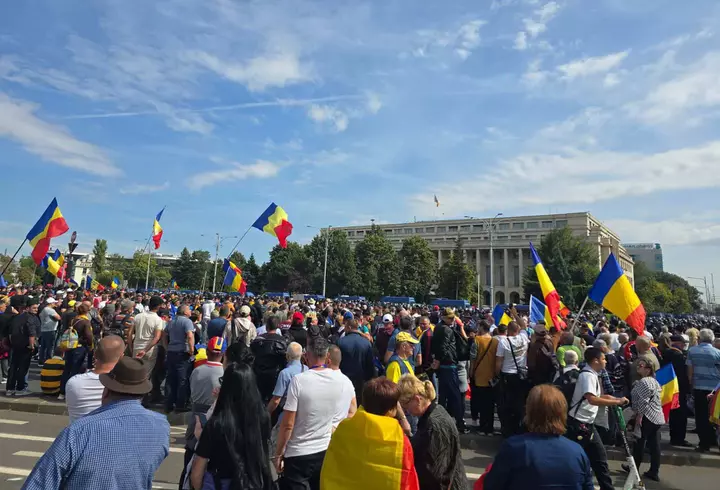 Ce scrie presa internațională după moartea Mădălinei Apostol! Ce au remarcat jurnaliștii străini, după ce i-au analizat ultimele postări: „A fi sau a nu fi”