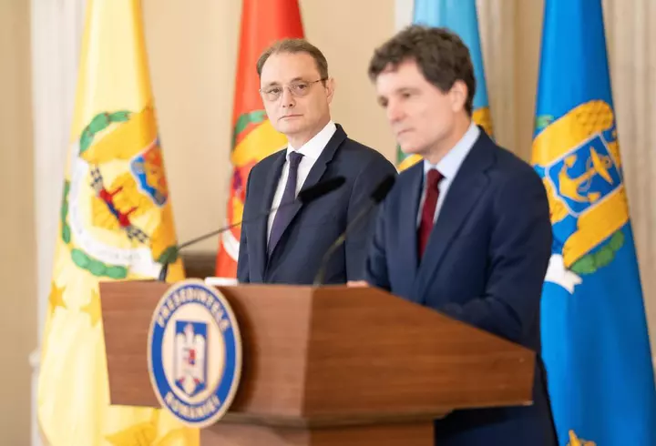 De ce a fost dată afară din televiziune Cristina Șișcanu când a început relația cu Mădălin Ionescu: "Niciodată n-aș fi făcut compromisuri pentru a obține un post de prezentator TV. Era sub demnitatea mea"