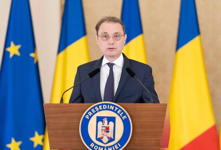 Dragostea a plutit în aer la petrecerea VIVA! 2026. Cele mai frumoase cupluri ale serii: Daniel Pavel și Ana Maria Pop au strălucit pe scenă, Ema și Lucian Viziru au impresionat în alb și negru, iar Răzvan Simion și Daliana au emanat rafinament