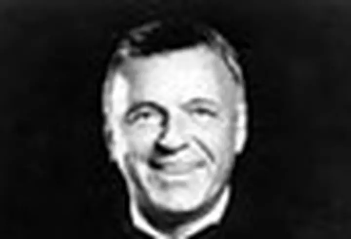 Irina Pacurariu - La business  class sau la bagaje?