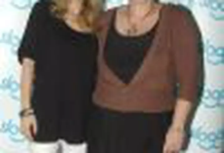 Monica Barladeanu a urmat cursuri de actorie la Hollywood