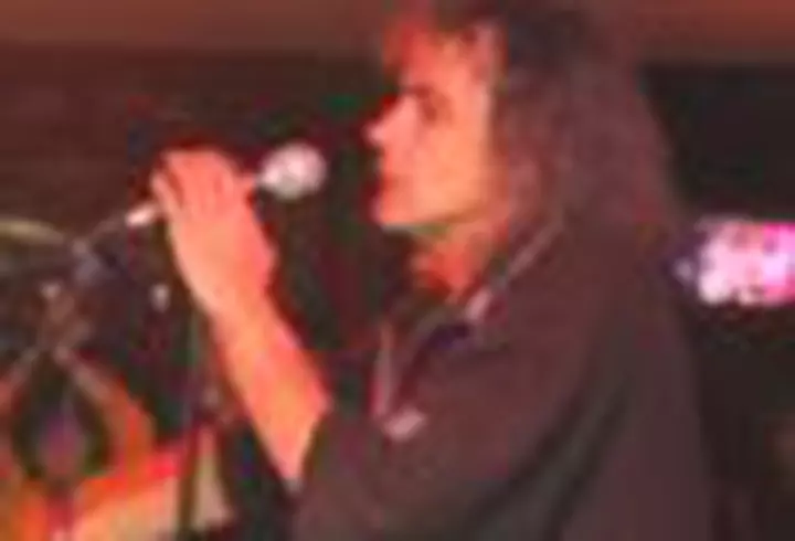 Monica Barladeanu a urmat cursuri de actorie la Hollywood