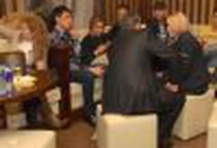 Monica Barladeanu a urmat cursuri de actorie la Hollywood