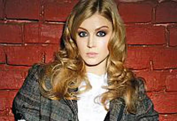 Colectia de incaltaminte toamna-iarna 08-09 Mihaela Glavan