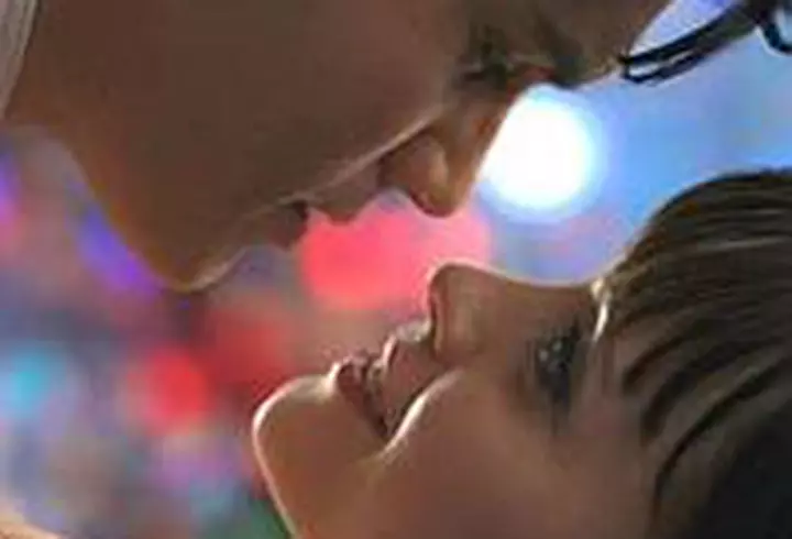 Triunghiul dragostei - VIDEO