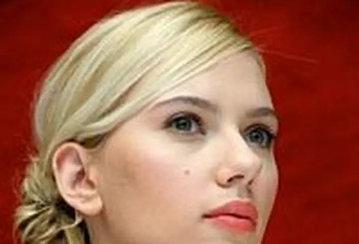 Madonna incepe turneul mondial ”Sticky and Sweet” - Video