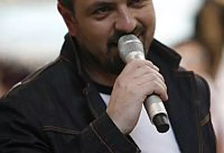 Cosmina Pasarin se dezbraca