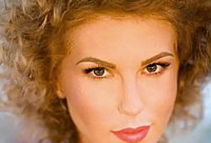 Mihaela Radulescu - Calatorie cu stil alaturi de Louis Vuitton