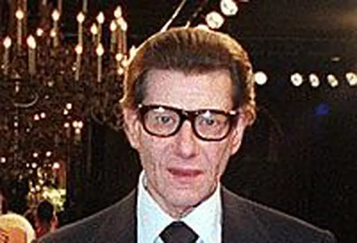 Mihaela Radulescu - Calatorie cu stil alaturi de Louis Vuitton