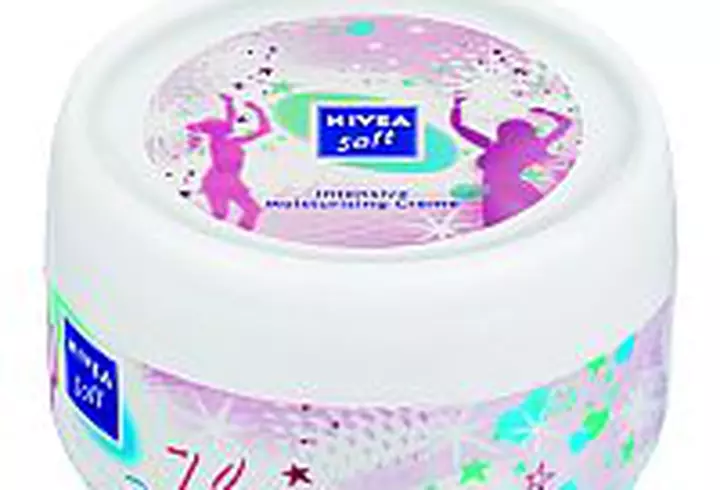 O piele fina cu benzile epilatoare de la Veet