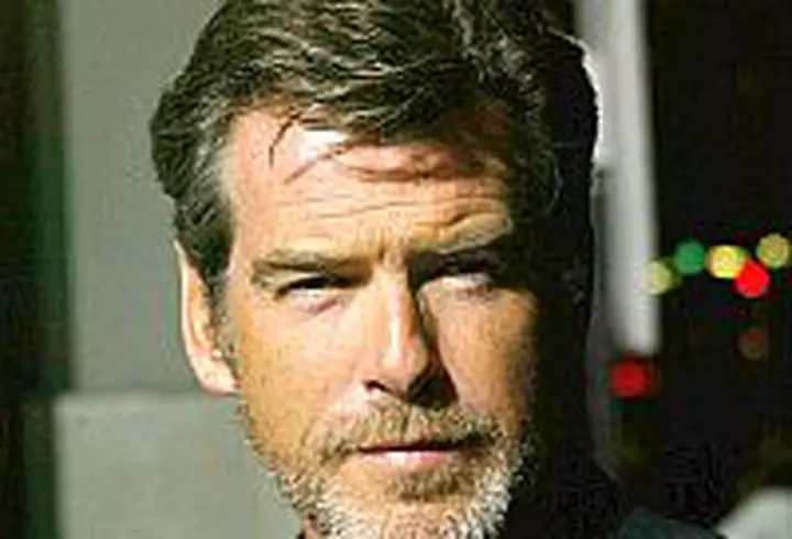 Kylie Minogue a fost decorata de Printul Charles