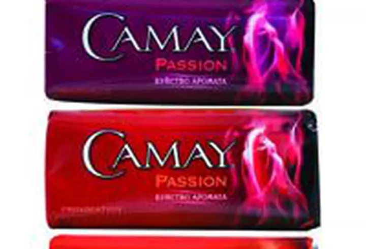 O piele fina cu benzile epilatoare de la Veet