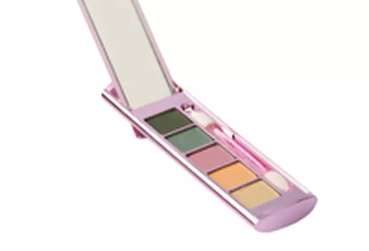 O piele fina cu benzile epilatoare de la Veet