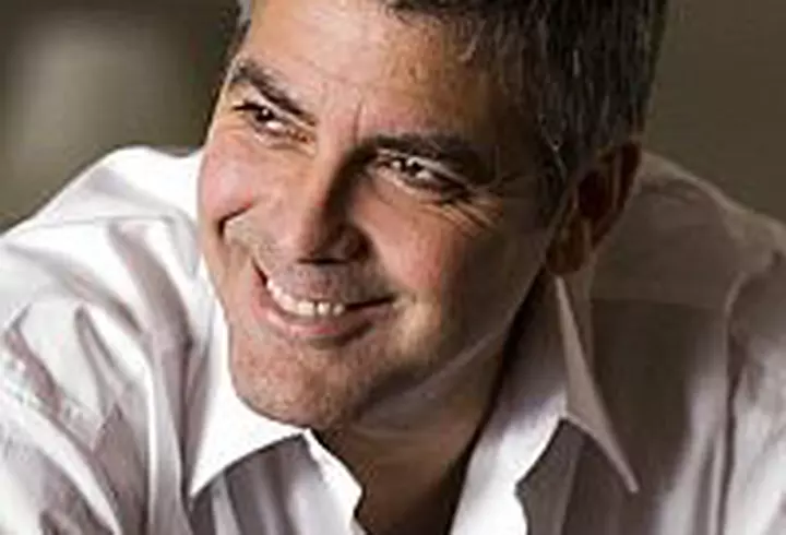 George Clooney recidiveaza - Video