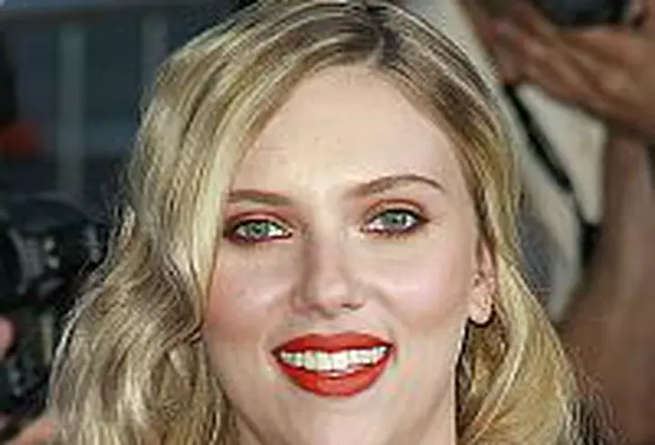 George Clooney recidiveaza - Video