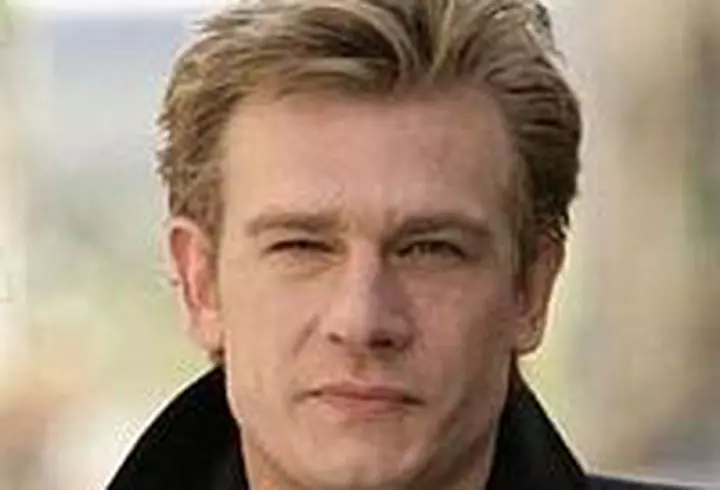 Familia Beckham se muta la Milano