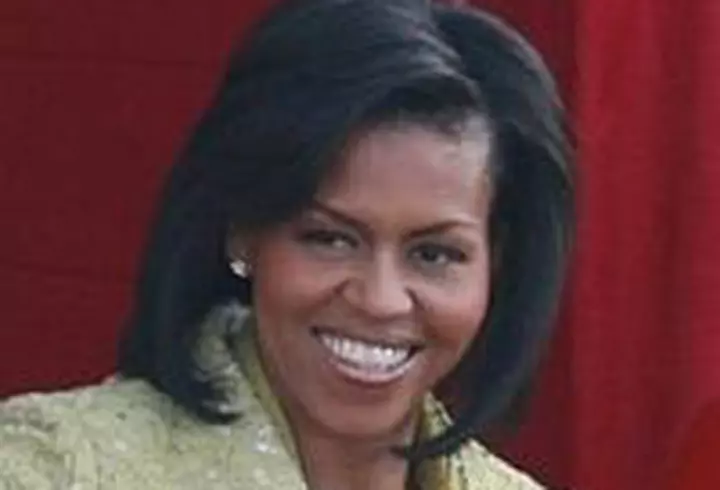 Creaza-ti un outfit romantic!