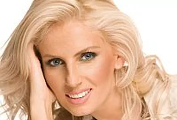 Farrah Fawcett se lupta pentru viata intr-un spital din LA