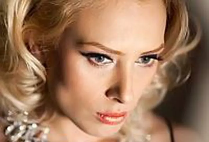 Viva! 10 ani - Fotografii care au facut istorie - 2004