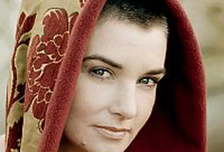 Farrah Fawcett se lupta pentru viata intr-un spital din LA