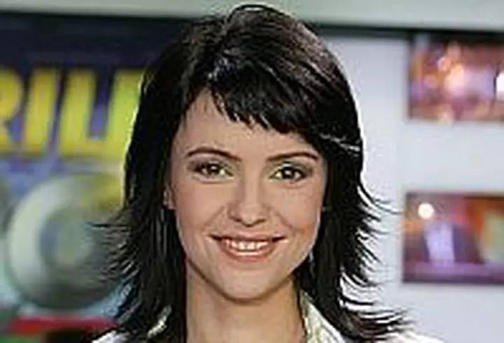 Roxana Ionescu - La Hairstyle Avantgarde Collection by Laurent Tourette