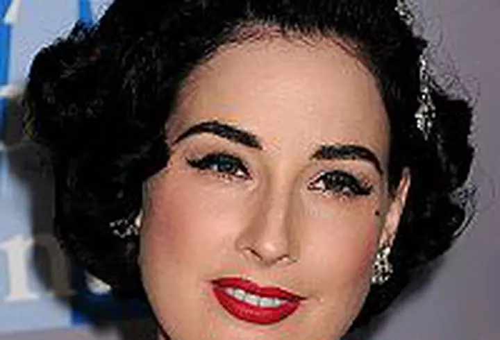 Harrison Ford si Calista Flockhart adopta o fetita