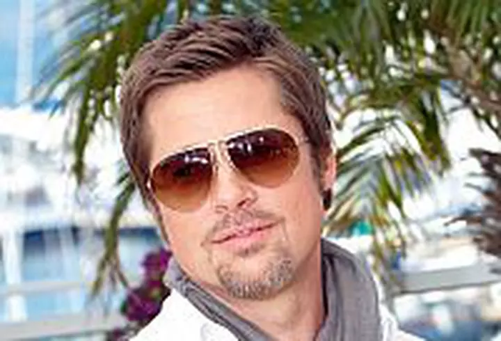 Virgil Iantu munceste si pe ploaie