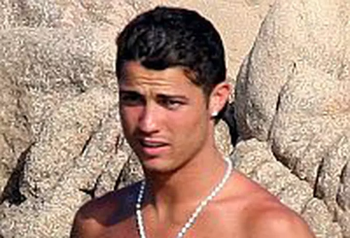 Higher Ground, o expozitie Cornel Lazia