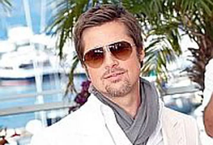 Higher Ground, o expozitie Cornel Lazia