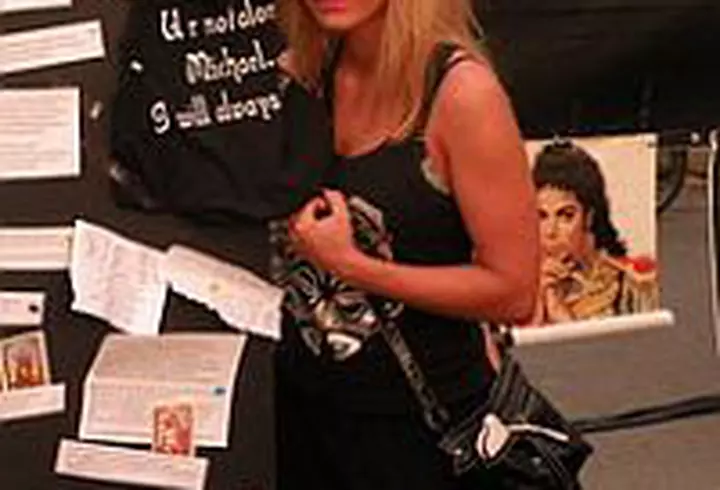 Tatal lui Michael Jackson vrea sa lanseze Jackson 3