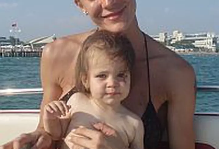 Amfitrion - Gabi Szabo