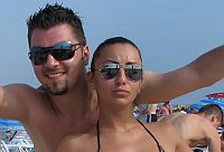 Amfitrion - Gabi Szabo