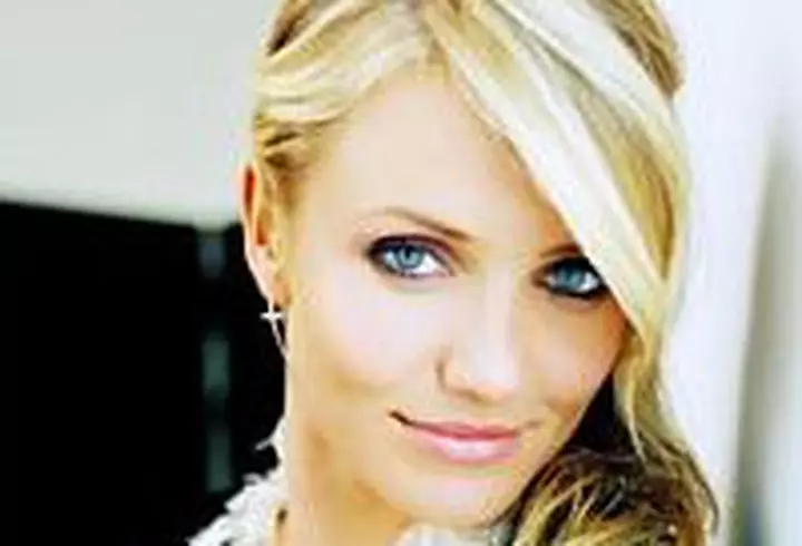 Horia Brenciu isi sarbatoreste ziua pe Facebook