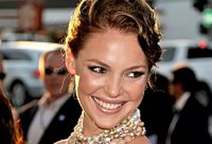 Iubita lui Clooney l-a vrajit si pe Matt Damon