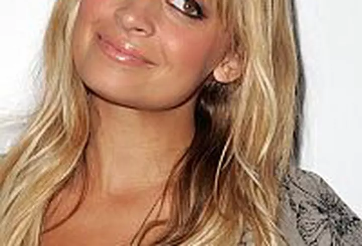 Se redeschide Babaluna