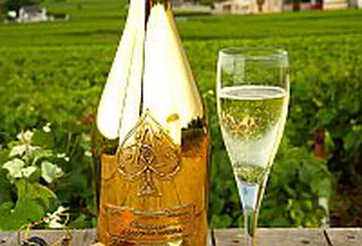 Bucura-te de Sarbatori si de bogatia gustului Doncafé!