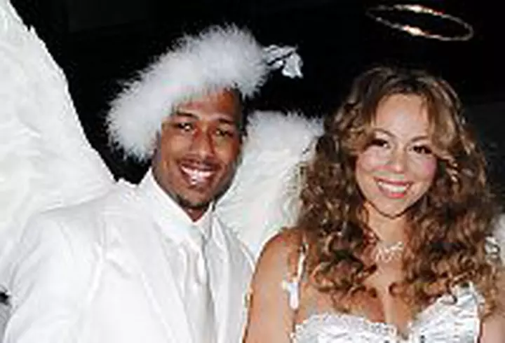 Andreea Raicu se relaxeaza in Thailanda