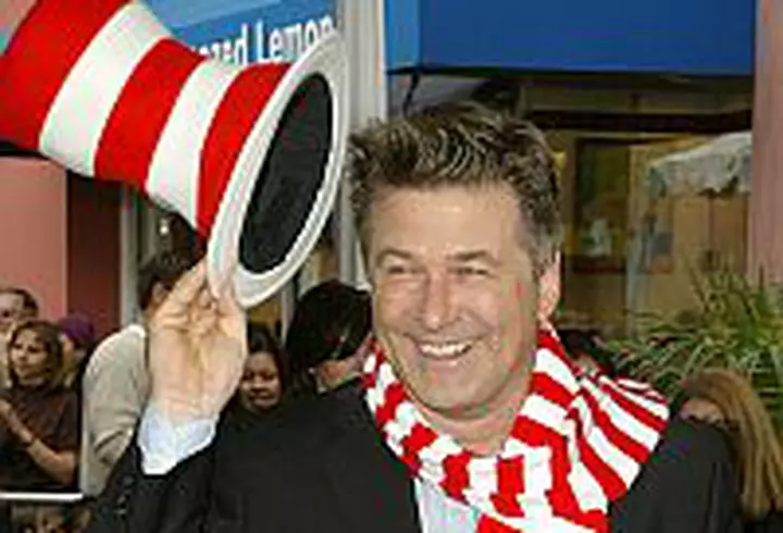 Andreea Raicu se relaxeaza in Thailanda