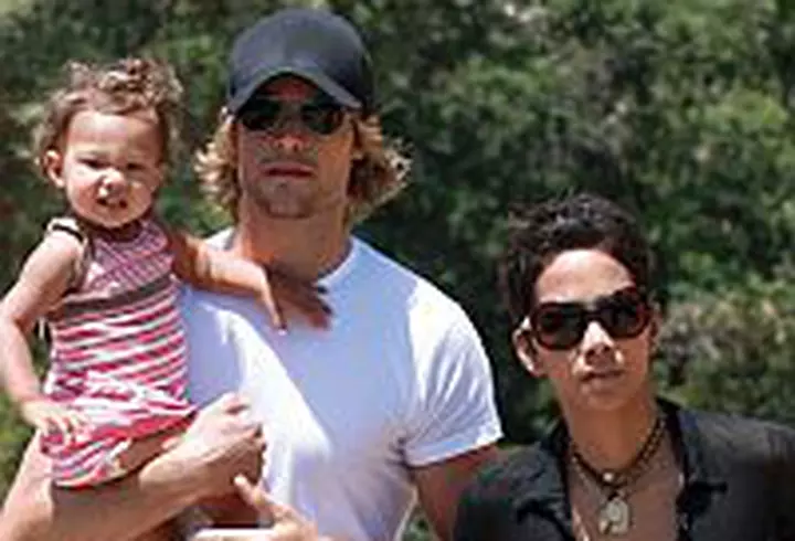 Amfitrion Corina Vladescu