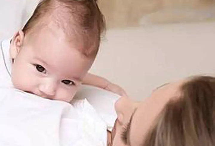 Viva! 10 ani - Fotografii care au facut istorie - Anul 2000 - Andreea Esca si Alexia