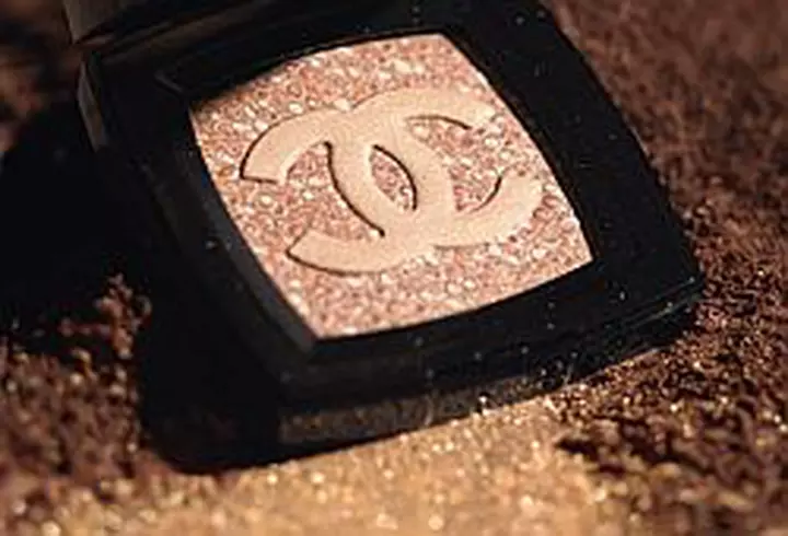 Make Up For Ever lanseaza High Definition Blush