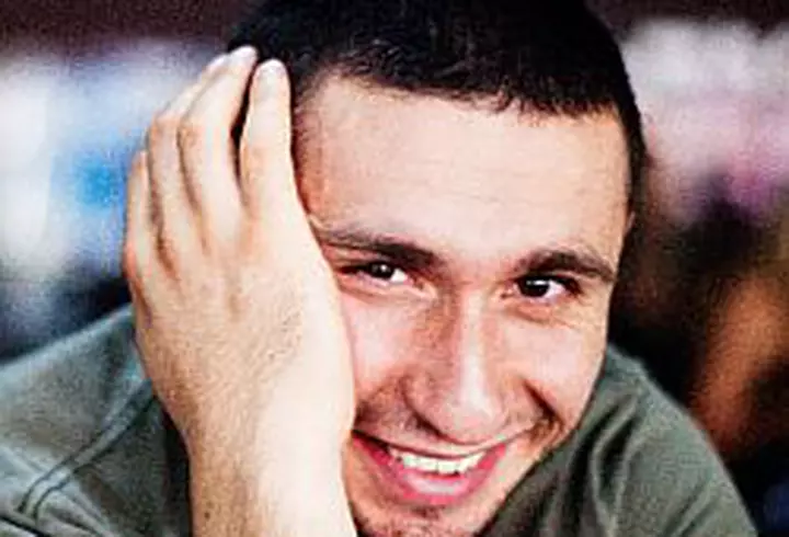 Viva! 10 ani - Fotografii care au facut istorie - Anul 2000 - Andreea Esca si Alexia