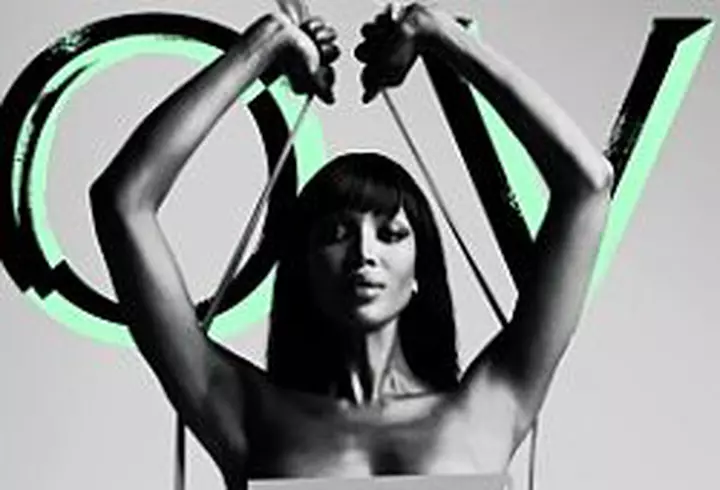 Puya intra in topuri si cu single-ul ”VIP”