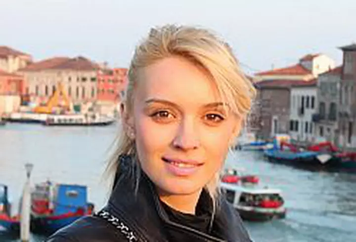 Cosmina Pasarin are intalnire pe 2