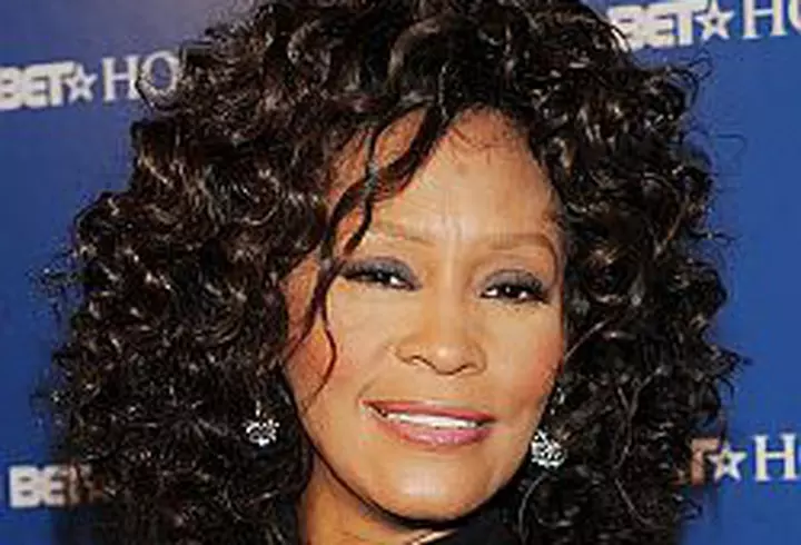 Cosmina Pasarin are intalnire pe 2