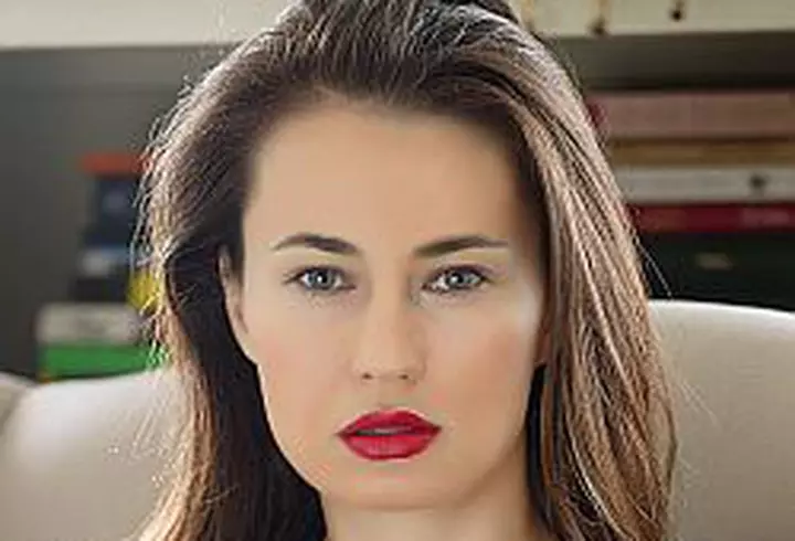 Creaza-ti un outfit romantic!